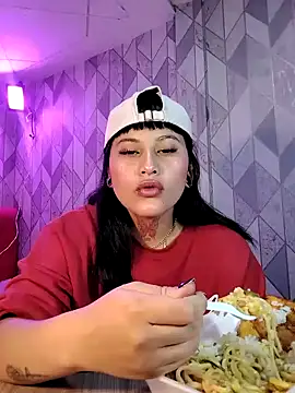 Eva Clark01 online show from March 2, 7:10 pm