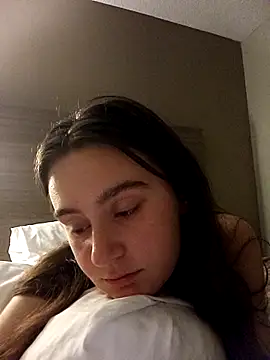 freakylittlebitch69 online show from October 2, 5:53 pm