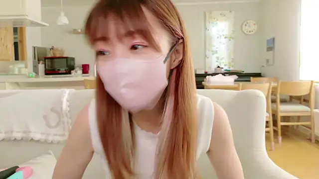 SUZU 1201 online show from October 4, 1:58 am