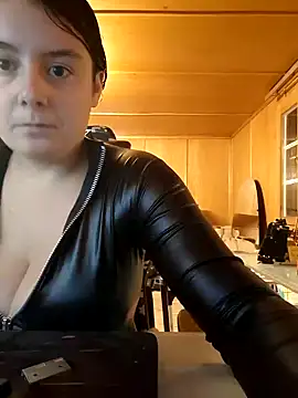 Snapshot of YoungLiisaxx chatting on September 24, 6:11 pm YoungLiisaxx online show from September 24, 6:11 pm