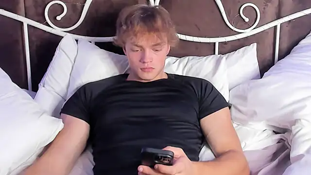 ChaseMuscular online show from October 1, 10:32 am