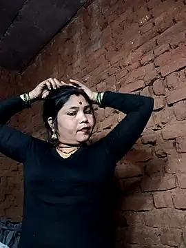 Priya tyagi online show from October 15, 3:56 pm