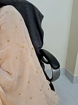 ariya-03 online show from November 3, 4:47 am