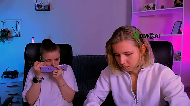 gloria bubble online show from November 9, 11:19 am