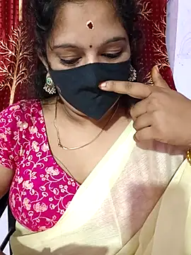 Snapshot of luci-queen chatting on September 26, 6:45 pm luci-queen online show from September 26, 6:45 pm