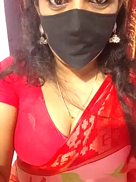 Snapshot of luci-queen chatting on September 27, 6:02 pm luci-queen online show from September 27, 6:02 pm