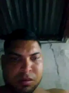 Snapshot of Darwinmoreno chatting on November 10, 10:31 pm Darwinmoreno online show from November 10, 10:31 pm