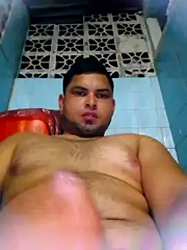 Snapshot of Darwinmoreno chatting on November 30, 11:20 pm Darwinmoreno online show from November 30, 11:20 pm