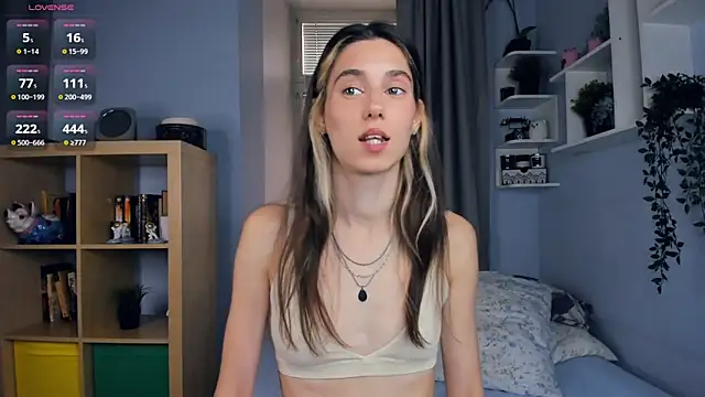 AntonettaTarring online show from October 3, 8:22 am