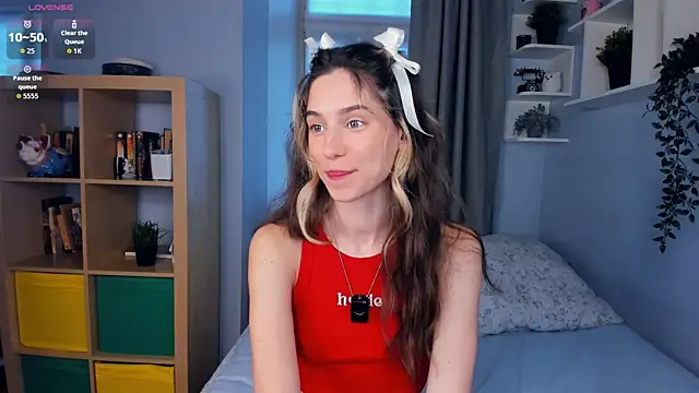 AntonettaTarring online show from November 29, 8:50 am