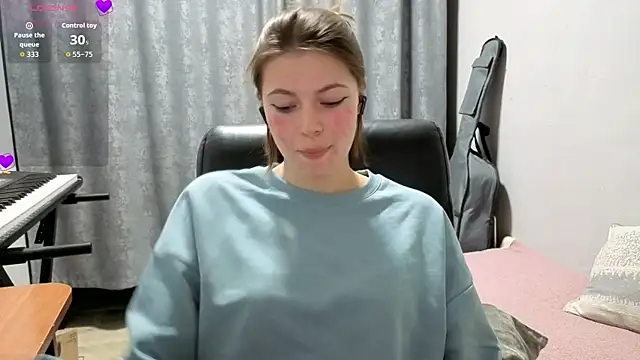 CutieAnny online show from June 1, 10:55 pm