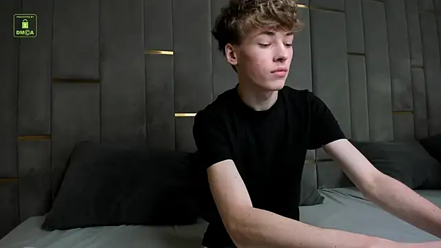 Snapshot of Kevin_Garsia chatting on September 26, 8:35 pm Kevin Garsia online show from September 26, 8:35 pm