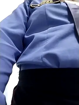 Snapshot of CRISTAL__11 chatting on October 24, 1:40 pm CRISTAL 11 online show from October 24, 1:40 pm