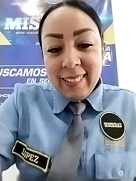 Snapshot of CRISTAL__11 chatting on November 6, 1:12 pm CRISTAL 11 online show from November 6, 1:12 pm