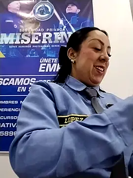 Snapshot of CRISTAL__11 chatting on January 10, 1:24 pm CRISTAL 11 online show from January 10, 1:24 pm