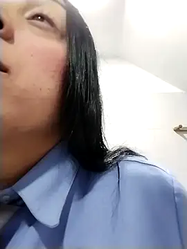 Snapshot of CRISTAL__11 chatting on January 14, 12:55 pm CRISTAL 11 online show from January 14, 12:55 pm