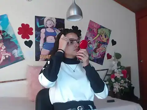 Skylovershot online show from January 6, 1:37 pm