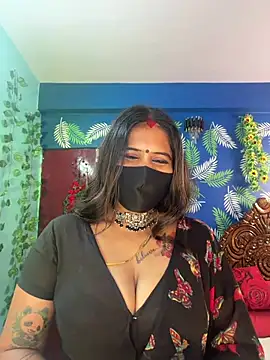 Snapshot of V-Hot-Sweti chatting on July 2, 5:41 pm V-Hot-Sweti online show from July 2, 5:41 pm