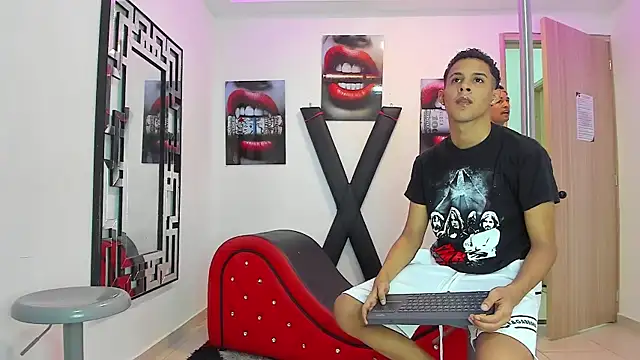 GRETTY BOYS online show from September 18, 1:18 am