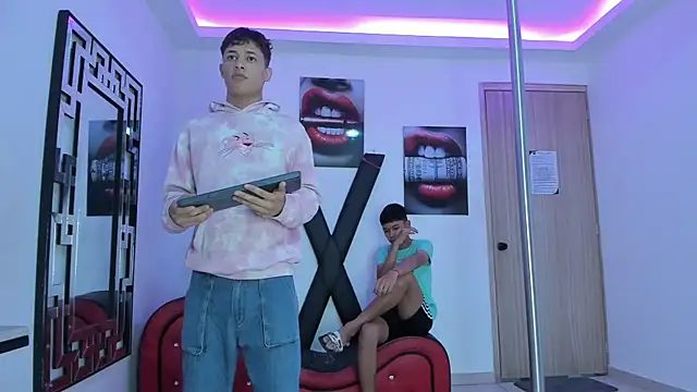 GRETTY BOYS online show from November 13, 7:18 am