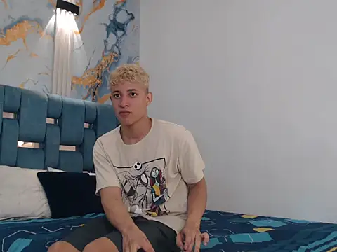 GRETTY BOYS online show from December 22, 7:27 am