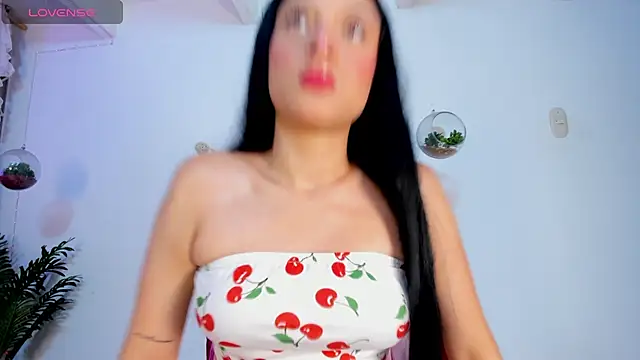 Snapshot of violet_77711 chatting on March 9, 10:03 pm violet 77711 online show from March 9, 10:03 pm