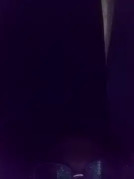 Dulce2415 online show from April 12, 2:27 am