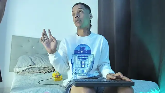 twinkDuohot online show from February 5, 8:08 am