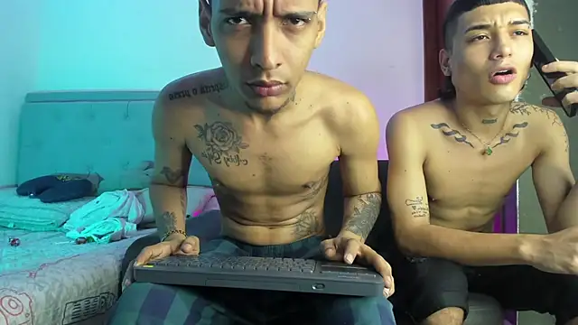 twinkDuohot online show from April 1, 12:11 am