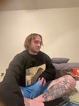 Snapshot of Mr_nightfall chatting on February 25, 3:38 am Mr nightfall online show from February 25, 3:38 am