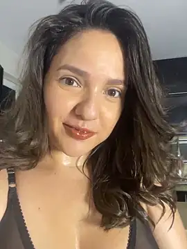 Snapshot of cloeX_c chatting on February 11, 8:52 am cloeX c online show from February 11, 8:52 am