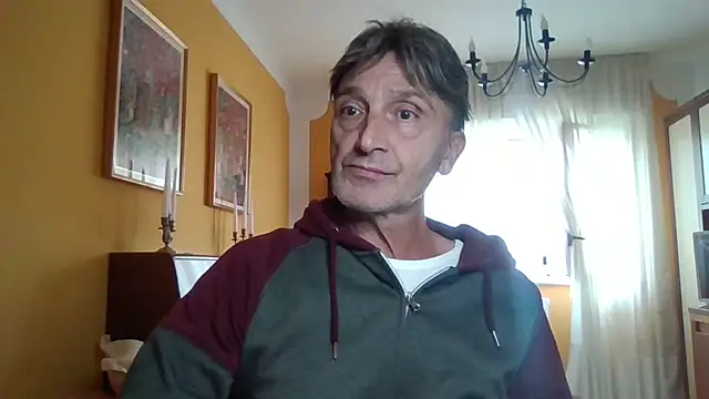 Snapshot of lattediyak chatting on October 3, 12:02 pm lattediyak online show from October 3, 12:02 pm