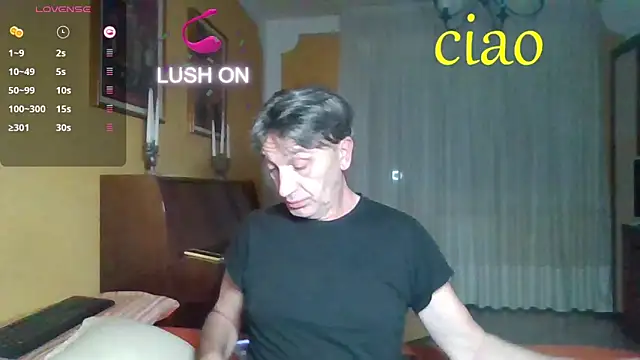 Snapshot of lattediyak chatting on October 9, 12:30 am lattediyak online show from October 9, 12:30 am