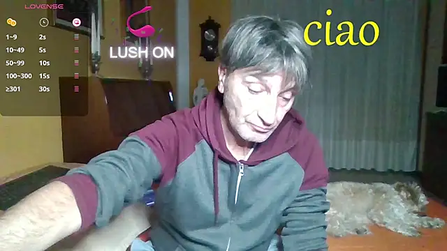 Snapshot of lattediyak chatting on October 29, 12:02 am lattediyak online show from October 29, 12:02 am