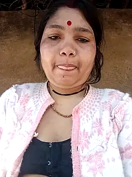 Snapshot of Rashili_jaan chatting on February 7, 3:21 am Rashili jaan online show from February 7, 3:21 am