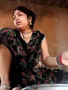 Snapshot of Rashili_jaan chatting on February 12, 3:45 am Rashili jaan online show from February 12, 3:45 am