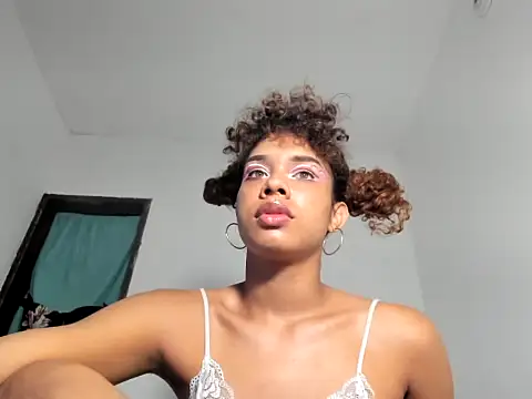 calliedemon  online show from February 14, 12:02 pm