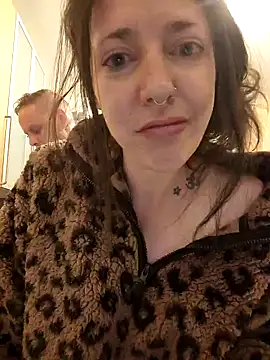 19yayo88 online show from March 13, 11:44 pm