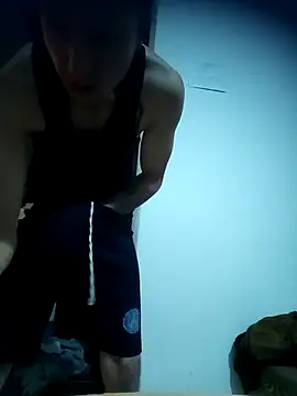 DebutingPathway online show from November 20, 7:57 pm