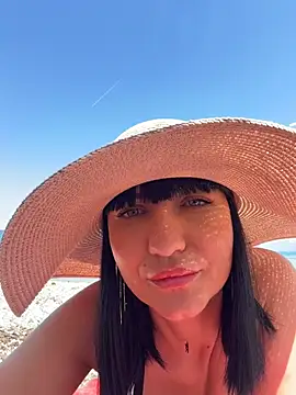 MysticCleo online show from June 12, 9:52 am