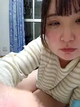 Snapshot of --MIYUKI chatting on April 25, 6:38 pm --MIYUKI online show from April 25, 6:38 pm