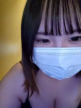 Snapshot of --MIYUKI chatting on April 29, 4:05 am --MIYUKI online show from April 29, 4:05 am