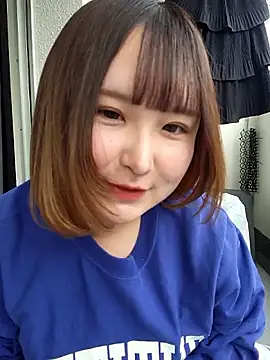 Snapshot of --MIYUKI chatting on May 4, 6:09 am --MIYUKI online show from May 4, 6:09 am