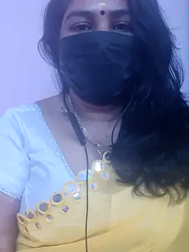Snapshot of Tamil_Azhaghi25 chatting on February 7, 7:01 am Tamil Azhaghi25 online show from February 7, 7:01 am