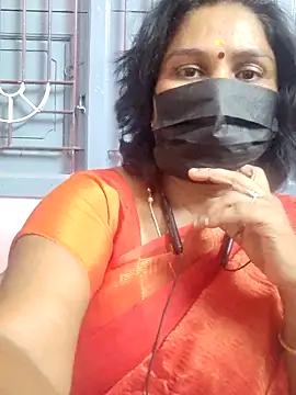 Snapshot of Tamil_Azhaghi25 chatting on May 21, 6:04 pm Tamil Azhaghi25 online show from May 21, 6:04 pm
