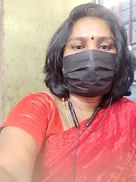 Snapshot of Tamil_Azhaghi25 chatting on May 24, 10:53 am Tamil Azhaghi25 online show from May 24, 10:53 am