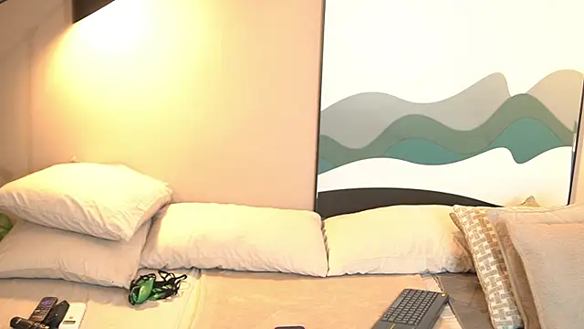 Tayler Kim online show from September 11, 12:49 pm