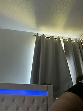 Snapshot of Lulumayxx chatting on April 6, 4:08 pm Lulumayxx online show from April 6, 4:08 pm