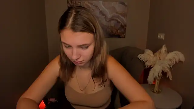 MilinaMorris online show from September 24, 3:32 am