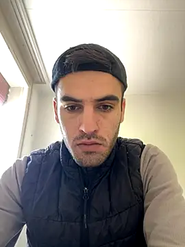 Snapshot of dino2603 chatting on October 31, 10:27 am dino2603 online show from October 31, 10:27 am